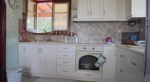 Hillsidehouse - Image 3