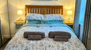 1 Bed cottage town centre free private parking cycle store Boroughbridge - Image 2