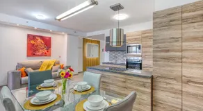 Stunning Studio Heart of St Julians Sleeps 4 - Image 5