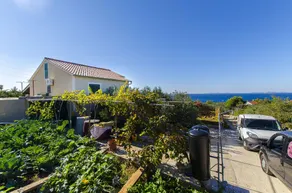 House Marija - Image 2