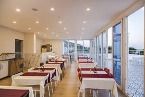 Belsun Hotel - Image 2