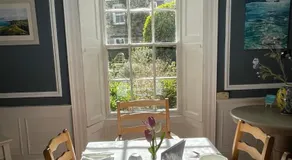 Spring Garden Cottage - Image 4