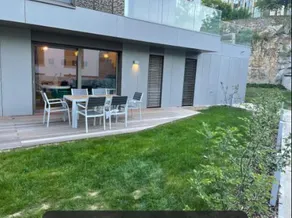 High-End 3BR w terrace, garden&parking - Image 3