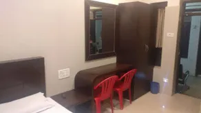 Hotel Sarada Nivas - Image 3
