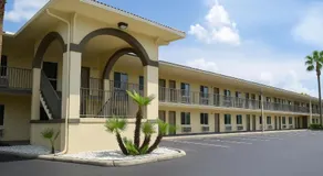 Serena Inn - Image 5