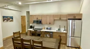 Luxury TownHome 106 - Image 4