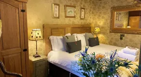Minster Walk Guesthouse - Image 2