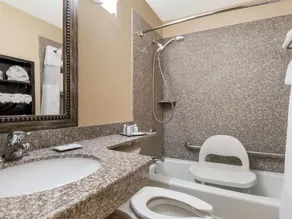 Comfort Inn Stillwater near University - Image 2