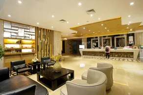 Phoenix Regalia Hotel (Chengdu Chunxi Road Taikoo Li Store) - Image 2