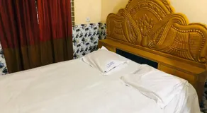 Hotel Regal Palace - Image 2