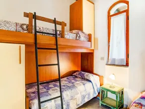 Cozy Sardinian Villa with Garden - Image 4
