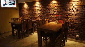 Nu Hotel - Image 5