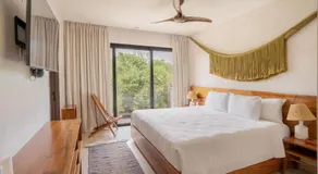 BT Homes - Tulum - Apartamentos modernos con elegancia y serenidad frente al mar - Image 2