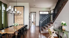 Luxe 7 bedroom home with pool and spa 1 block to parade route - Image 5