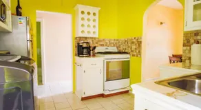 Coco Rose Apartments - Image 3