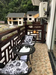 Fanjingshan Wuyuan Residence - Image 5
