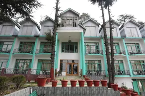 OYO 35560 Hotel Forest View - Image 2