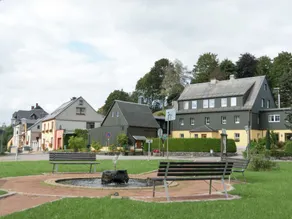Classy Holiday Home in Deutschneudorf near Glockenwanderweg - Image 2