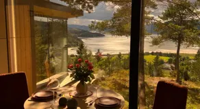 Speilsuite med egen badstue og panorama - Image 3