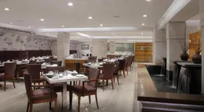 Hiltop Hotel - Image 3