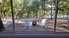 Little Blue Charming Lakefront - Image 3
