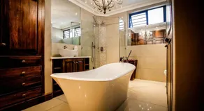Potch Manor Guest House - Image 3