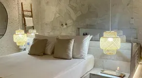 Yolo Motel - Image 2
