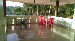 Saguntara Beach Homestay - Image 4