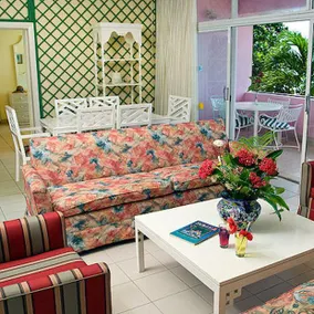 Shaw Park Beach Hotel & Spa - Image 2