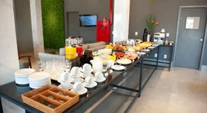Grande Avenida Hotel - Image 2