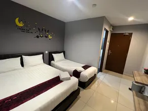 Nah Hotel - Image 4
