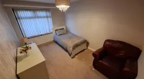 Gala House - Image 3