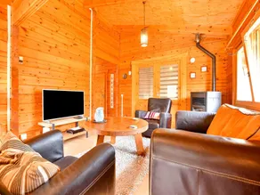 Wooden Holiday Home in Meijel with Private Garden - Image 2
