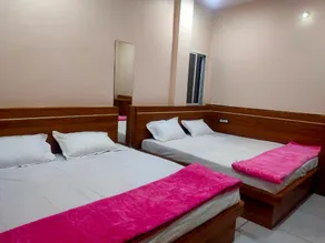 Hotel Somnath - Image 2