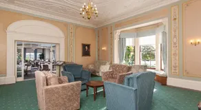Greenlands Hotel - Image 2