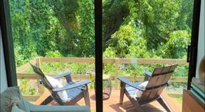 Zen Container Tiny Home with Fenced-in Yard, Fire Pit, Centrally located and Pet Friendly - Image 4