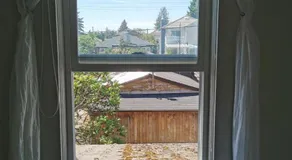 John's House in Vancouver West - Image 4