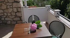 Riviera Rooms and Apartments - Image 5