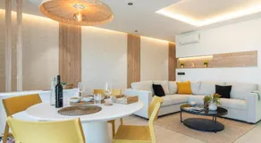 Home2Book Stylish Beachfront Escape - Image 5
