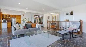 Aqua La Vista - 4 Bedroom Pet Friendly House - Image 3