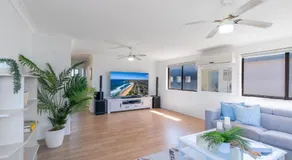 Chrissy Home - Image 2