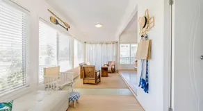 Argyle Beach House - Coastal Style, 130m to beach, - Image 2