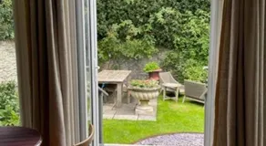 The Garden Room - Image 3