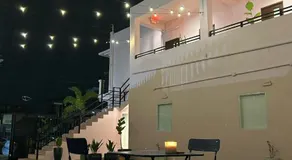 Room 15: Skyline Sips and Santurce Charm - Image 4