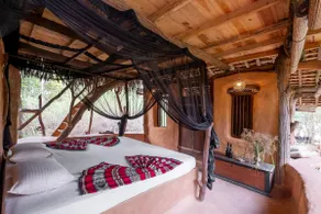 Banyan Camp- Champagne Lodge - Image 2