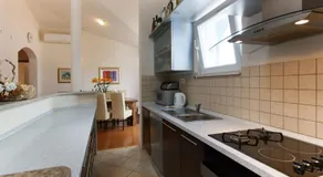 Apartment Gold - Image 2