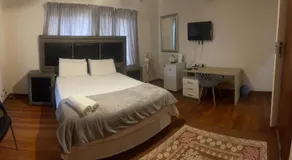 Langton Guesthouse - Image 4