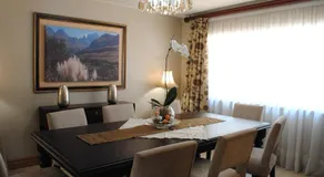 125 on Van Buuren Road Guest House - Image 2