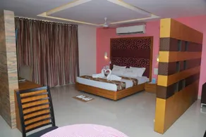 Hotel Soorya Swagath - Image 2