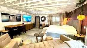 Zen.Modern.Hip “Studio 501” Beach,Scuba,Downtown - Image 2